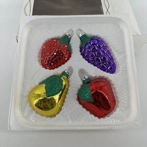 Bradford Christmas Trimmeries Hand Decorated Glass Ornaments 4 Fruits Berries